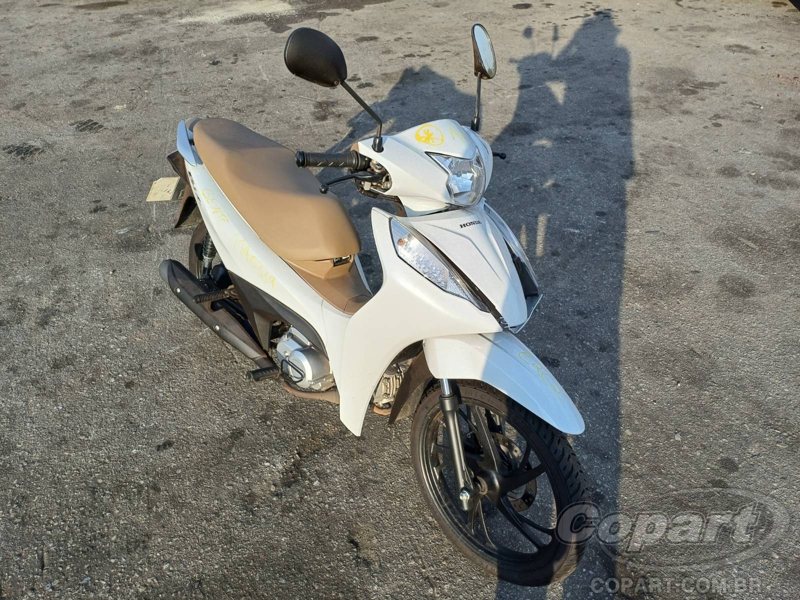 Honda BIZ 125 2026 em leilão