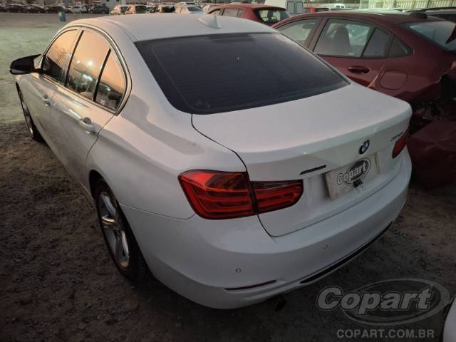2015 BMW SERIE 3 