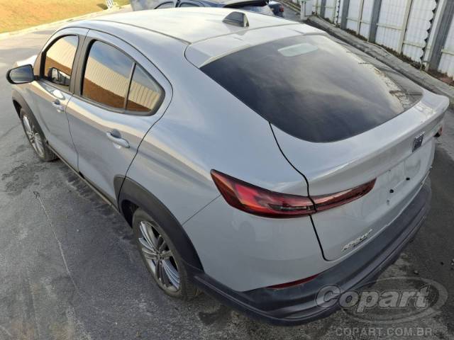 2025 FIAT FASTBACK 