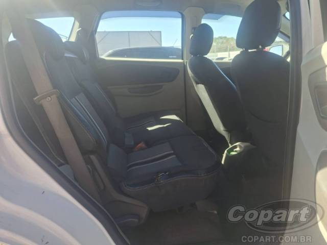 2014 CHEVROLET SPIN 