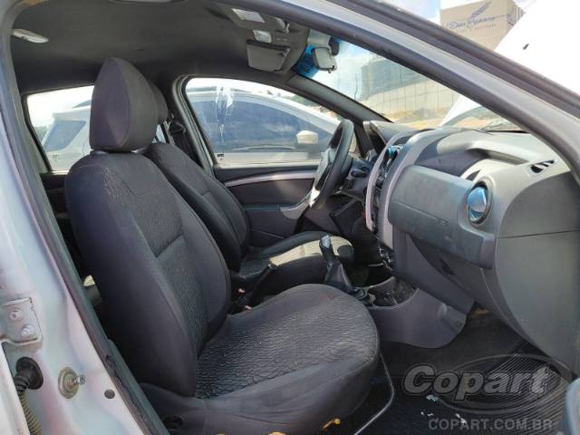 2018 RENAULT DUSTER OROCH 