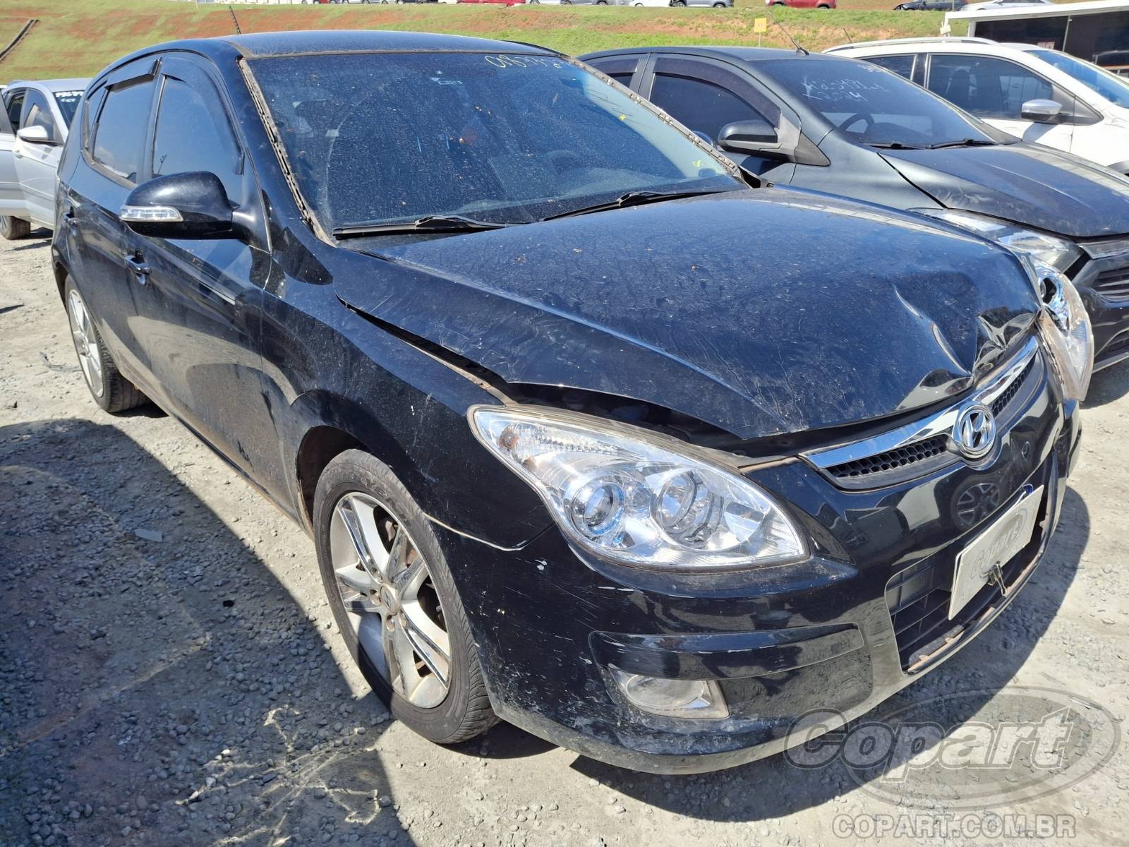 Veículo Hyundai i30 Hyundai I30 2.0 2010 Colisão Pequena Monta 2010 em leilão