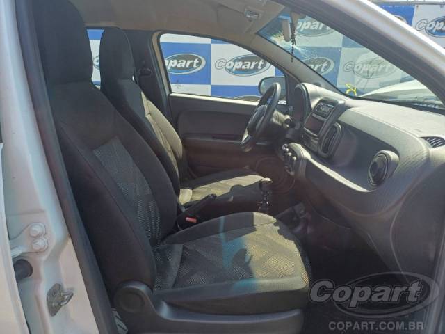 2017 FIAT MOBI 
