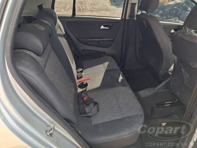 2013 VOLKSWAGEN FOX 
