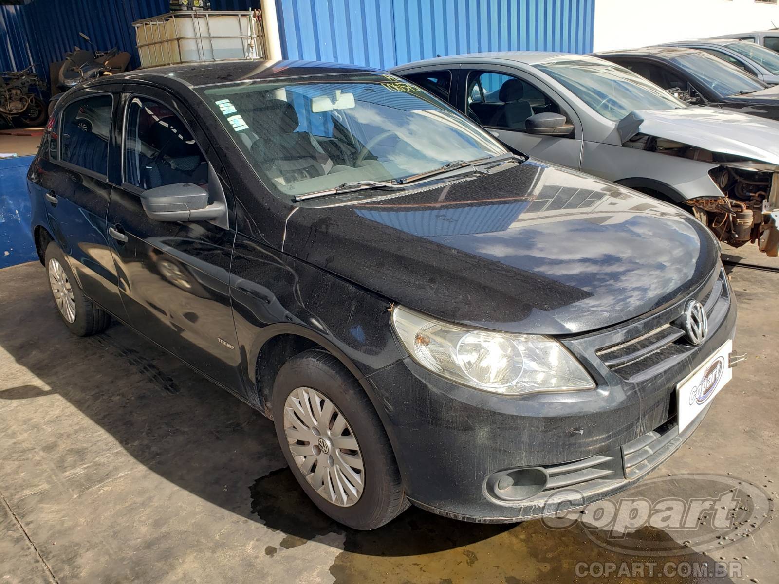 Volkswagen Gol 1.0 Total Flex 2011 Queimado