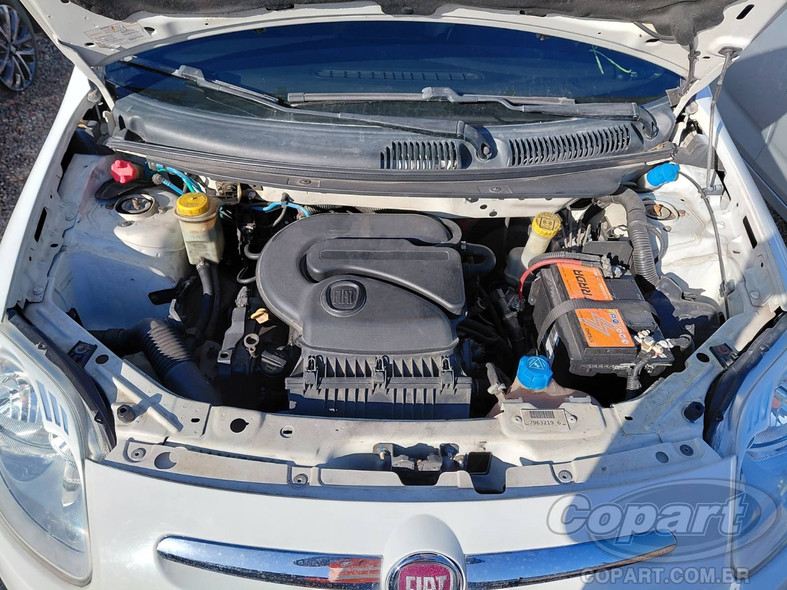 Foto 7 de 11: 2015 FIAT PALIO