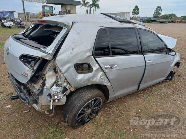 2014 VOLKSWAGEN GOLF 