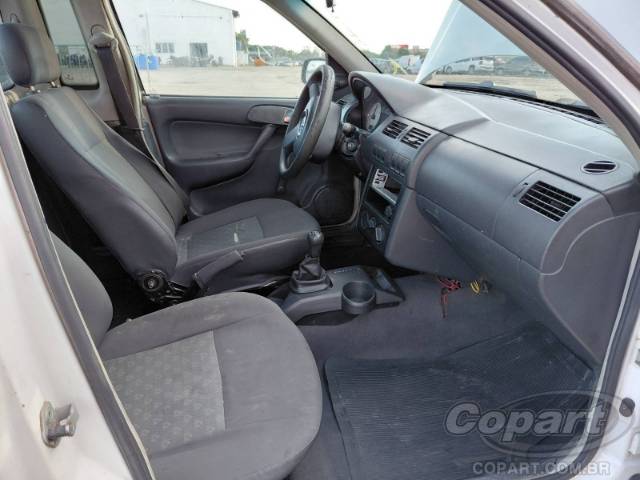 2005 VOLKSWAGEN SAVEIRO 