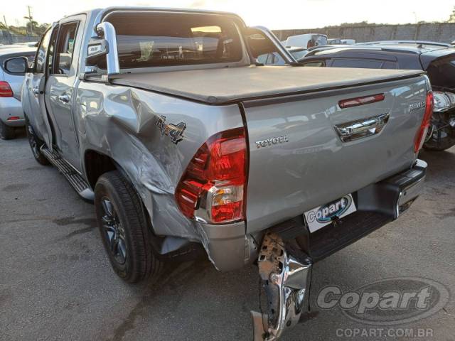 2024 TOYOTA HILUX CD 