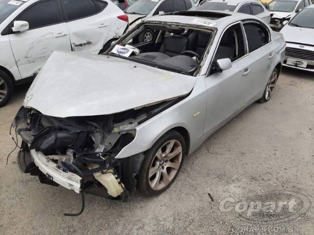 2005 BMW SERIE 5 
