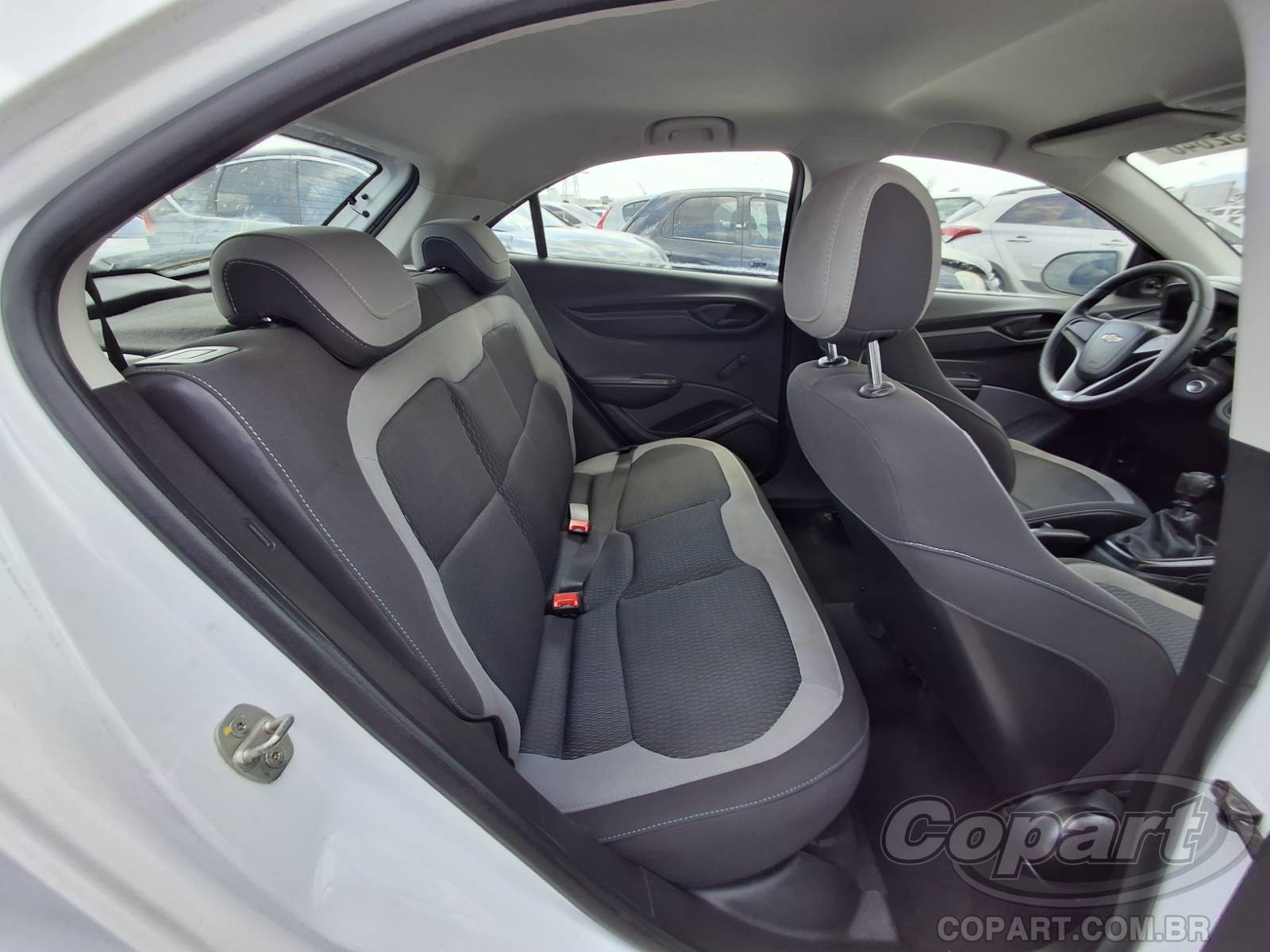 Foto 6 de 10: 2015 CHEVROLET ONIX