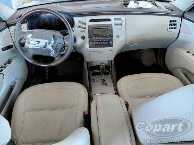 2011 HYUNDAI AZERA 