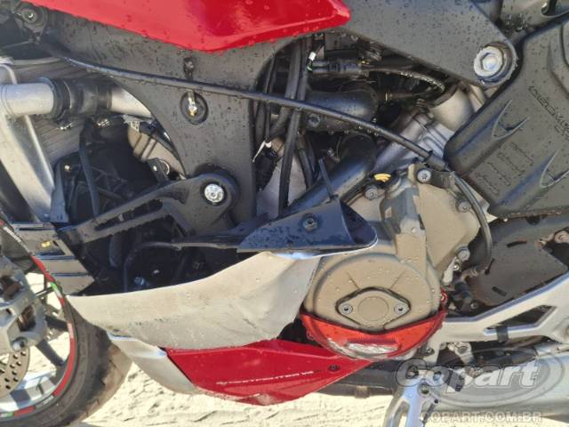 2022 DUCATI STREETFIGHTER 