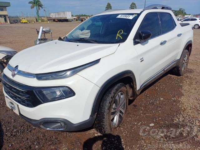 2017 FIAT TORO 