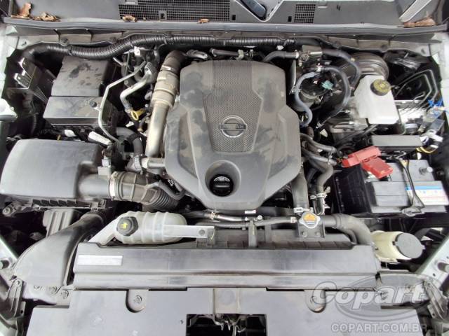 2025 NISSAN FRONTIER CD 