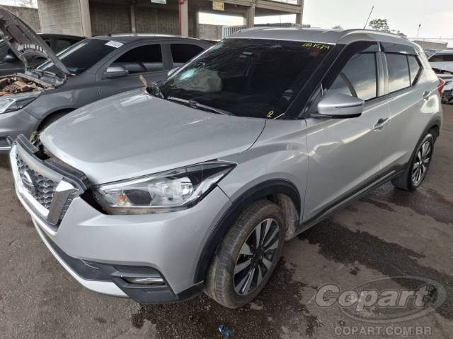 2019 NISSAN KICKS 