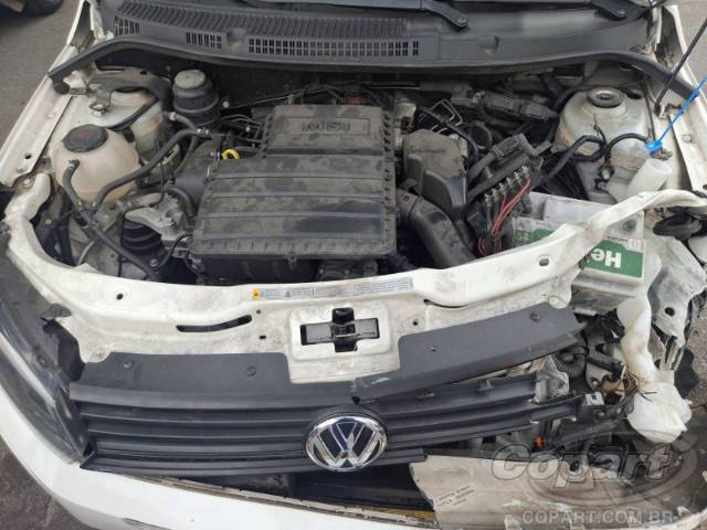 2021 VOLKSWAGEN VOYAGE 