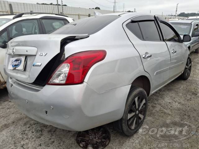 2014 NISSAN VERSA 