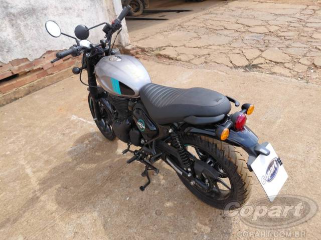 2025 ROYAL ENFIELD HUNTER 