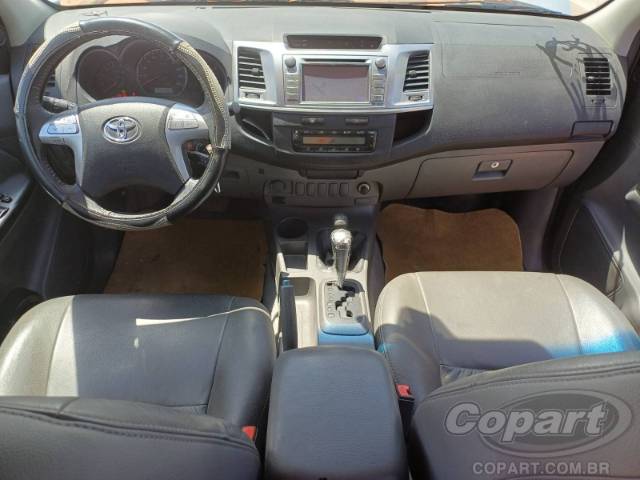 2014 TOYOTA HILUX CD 