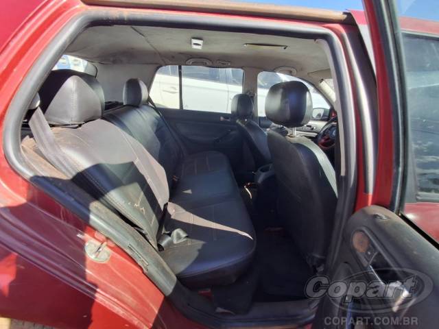 2001 VOLKSWAGEN GOLF 