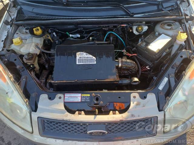 2009 FORD FIESTA SEDAN 