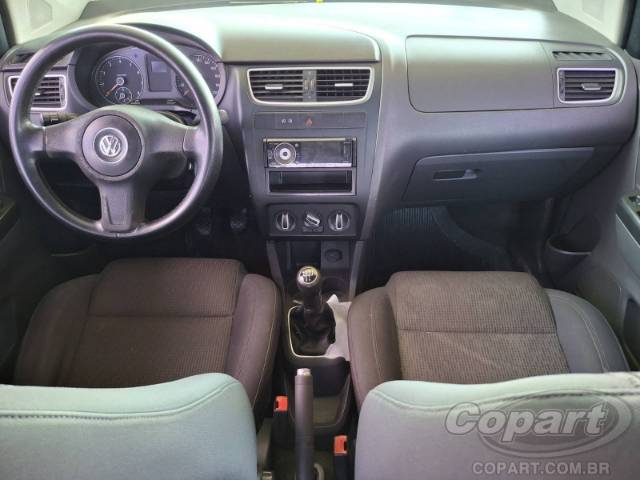 2013 VOLKSWAGEN FOX 