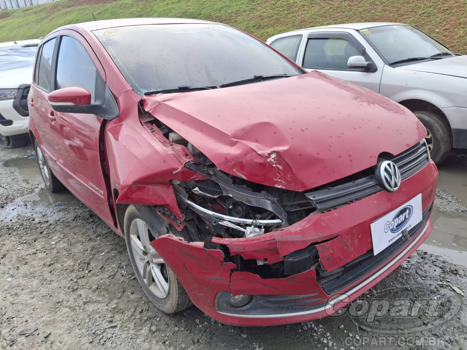 Veículo VW - VolksWagen Fox Volkswagen Fox Comfortline 1.0 Total Flex 2015 2015 em leilão