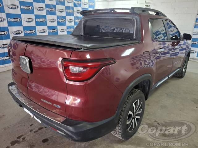 2017 FIAT TORO 