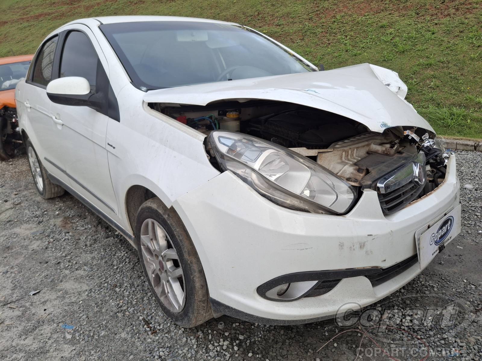 Veículo Fiat Grand Siena FIAT Grand Siena 2014 2014 em leilão