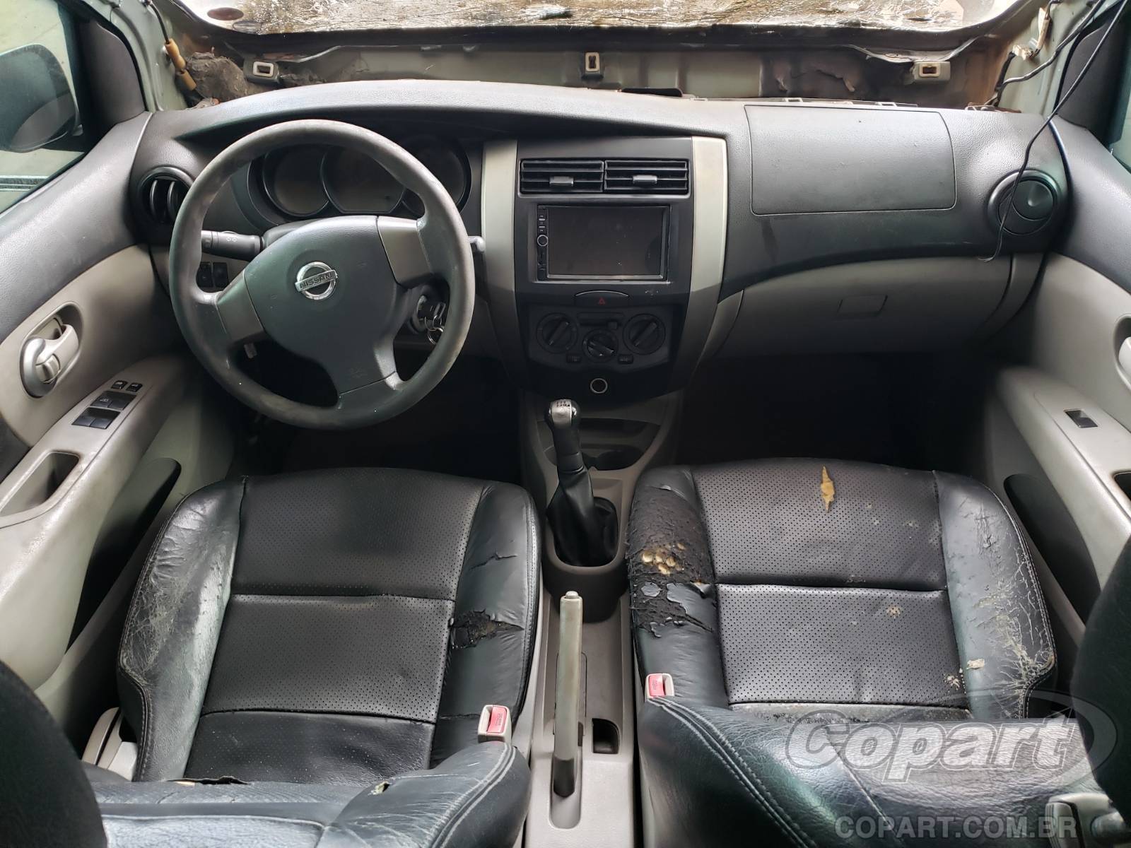Foto 9 de 13: 2010 NISSAN LIVINA