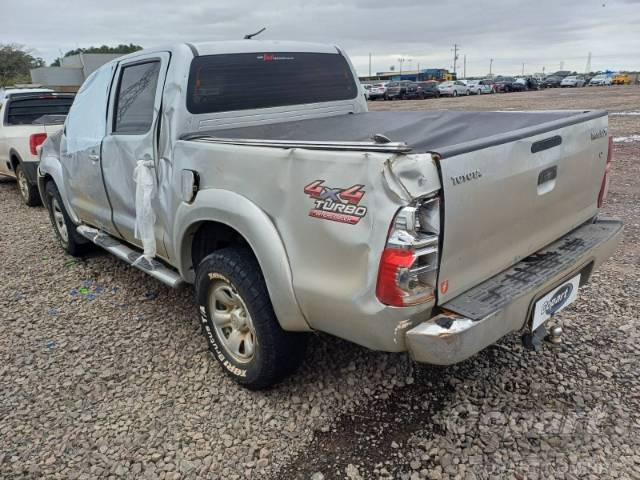 2013 TOYOTA HILUX CD 