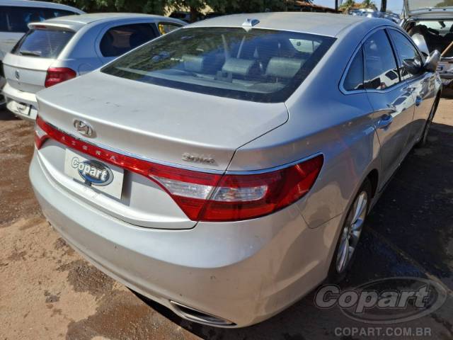 2015 HYUNDAI AZERA 