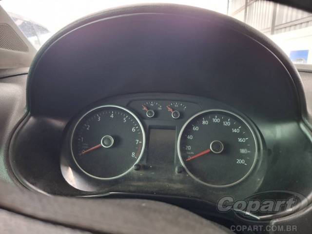 2014 VOLKSWAGEN VOYAGE 