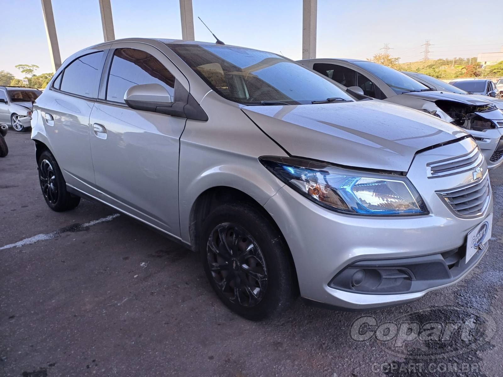 Veículo GM - Chevrolet Onix 2013 CHEVROLET ONIX LT 1.4 SPE 2013 em leilão