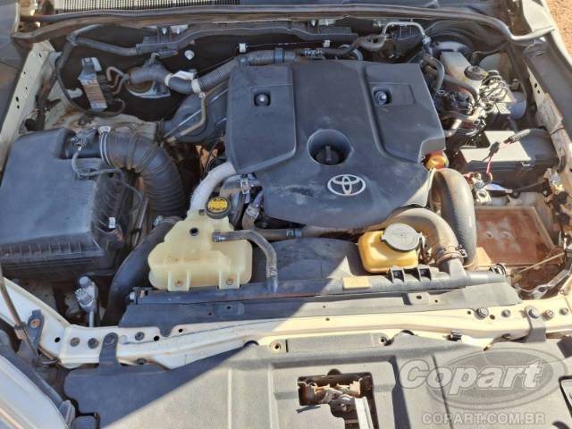 2019 TOYOTA HILUX CD 