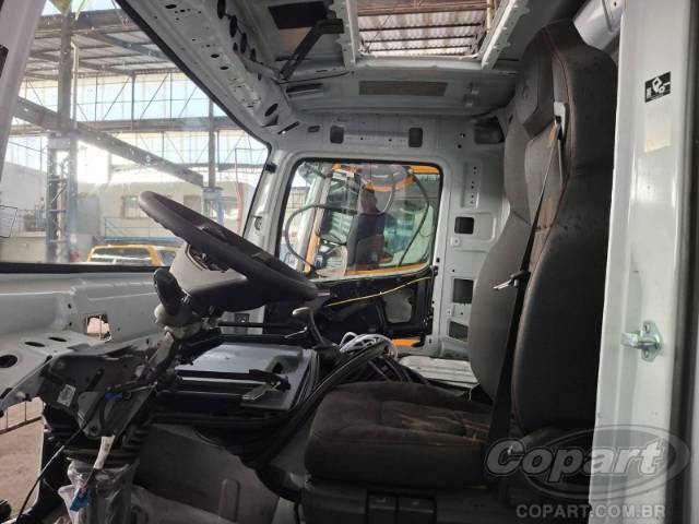 0 MERCEDES BENZ CABINE 