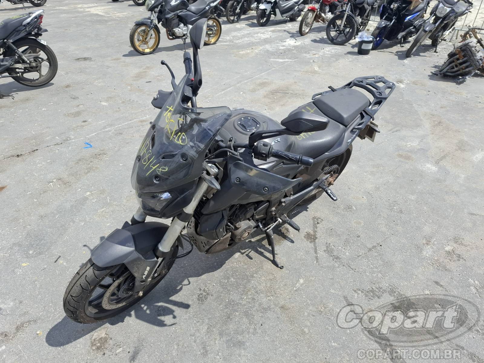 Foto 2: 2025 BAJAJ DOMINAR