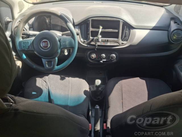 2017 FIAT UNO 