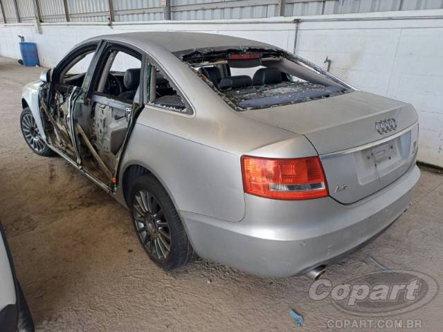 2005 AUDI A6 