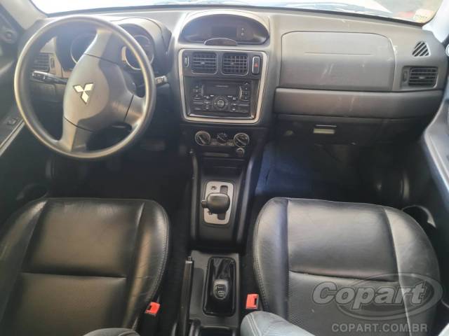 2011 MITSUBISHI PAJERO TR4 