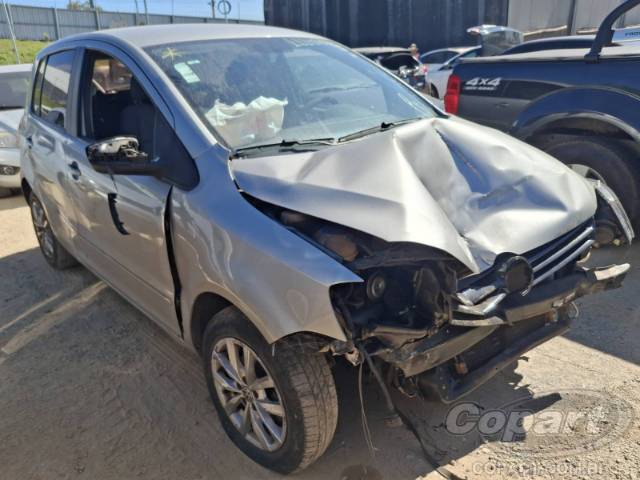 2014 VOLKSWAGEN FOX 