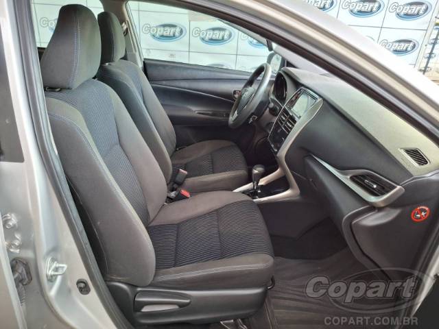 2019 TOYOTA YARIS SEDA 
