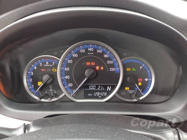 2020 TOYOTA YARIS SEDA 