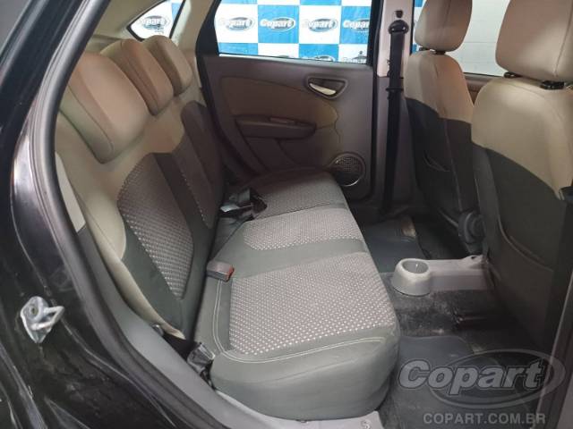 2016 FIAT GRAND SIENA 