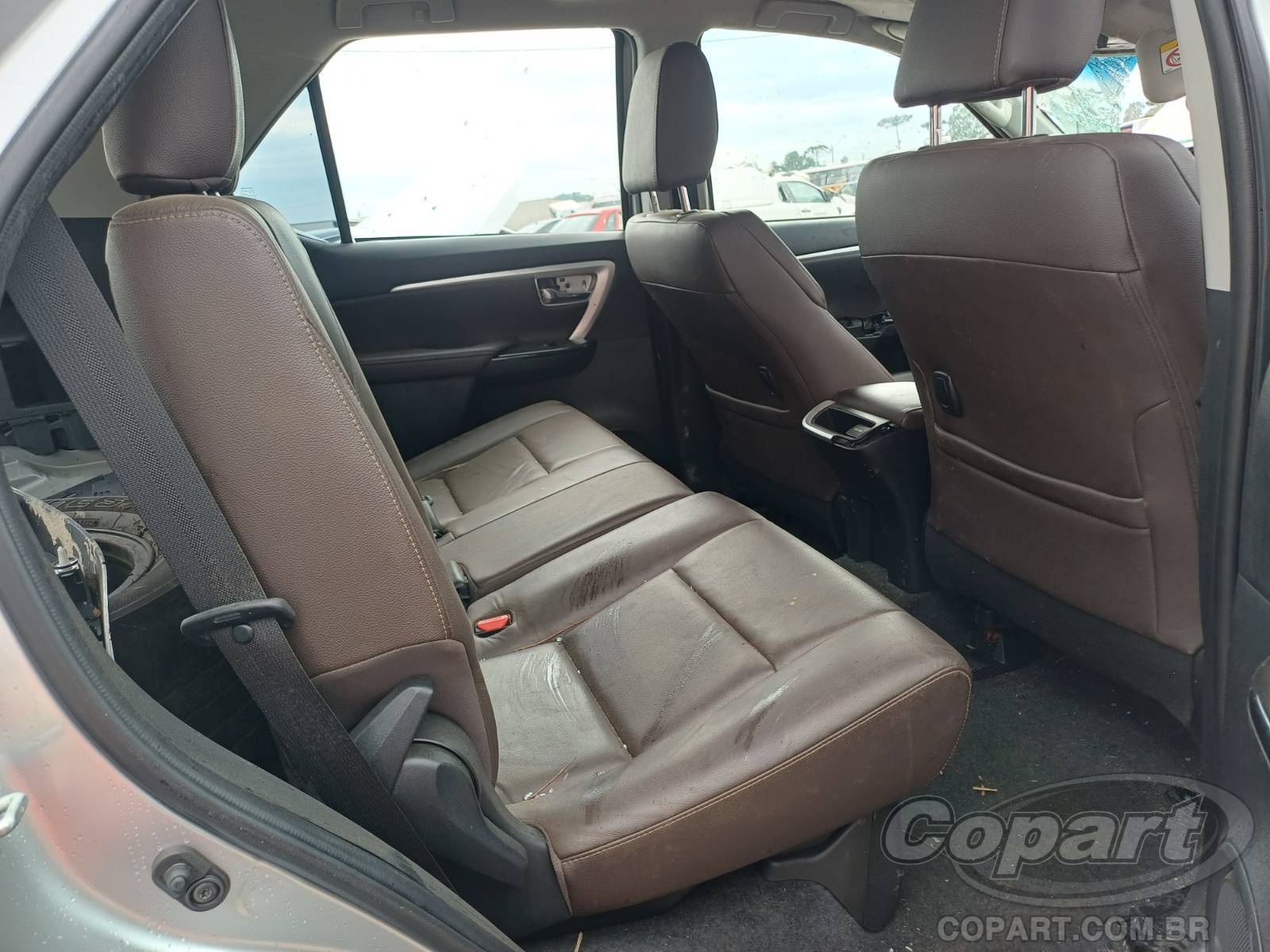 Foto 6 de 10: 2017 TOYOTA HILUX SW4