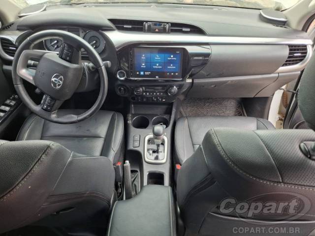 2024 TOYOTA HILUX CD 