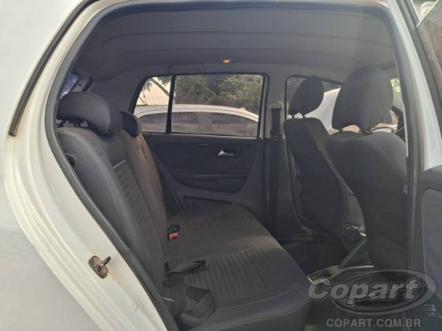 2011 VOLKSWAGEN FOX 