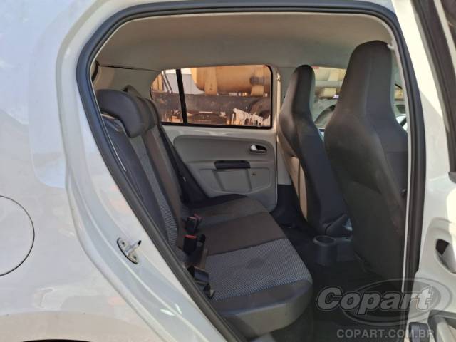 2017 VOLKSWAGEN UP 