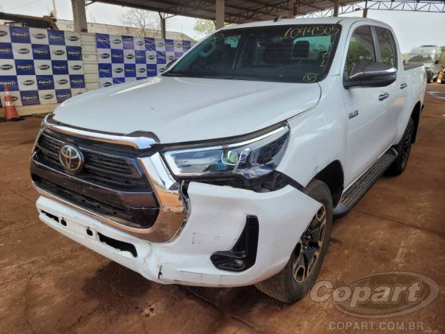 2021 TOYOTA HILUX CD 